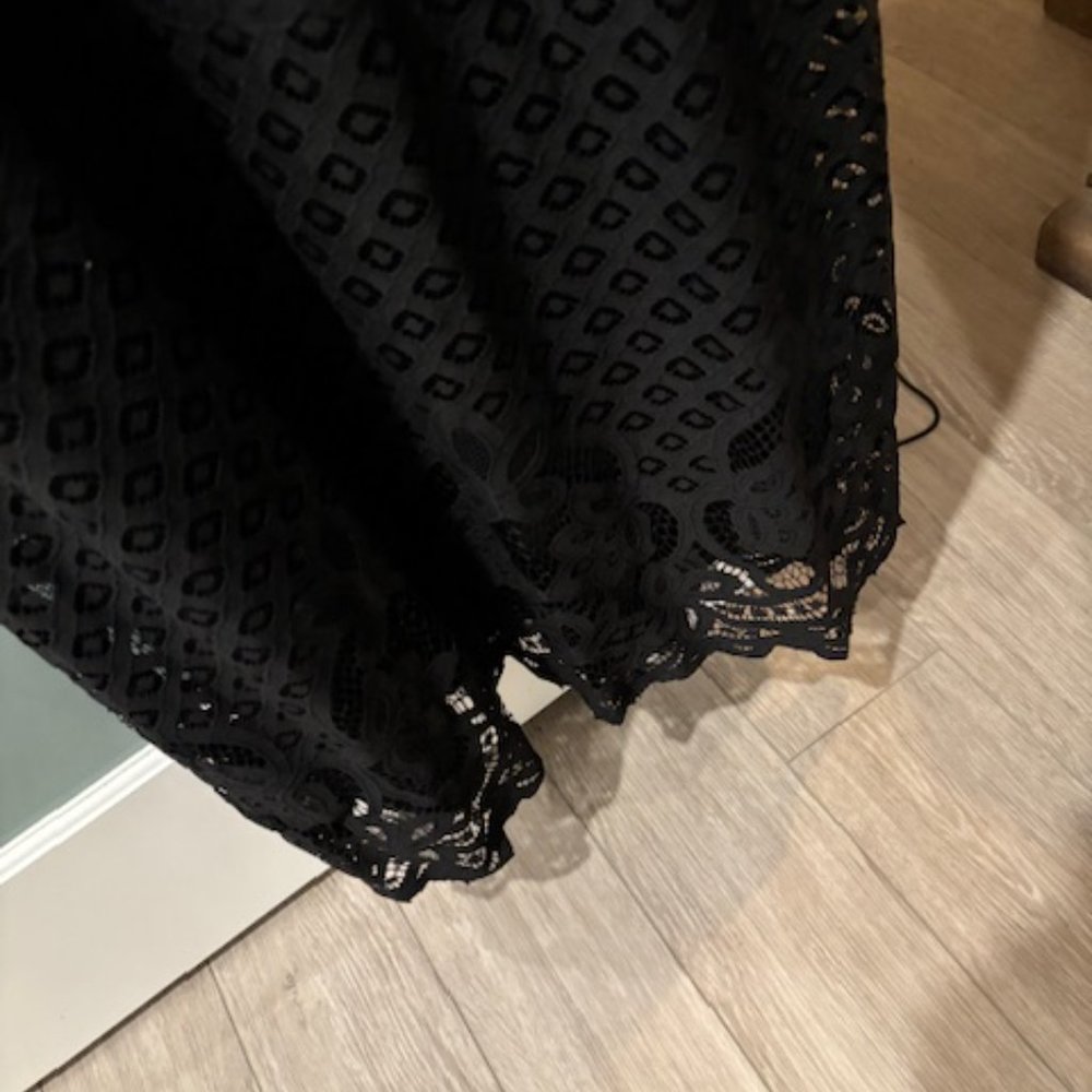 Vera Wang Formal Lace Maxi Dress - Picture 14 of 14